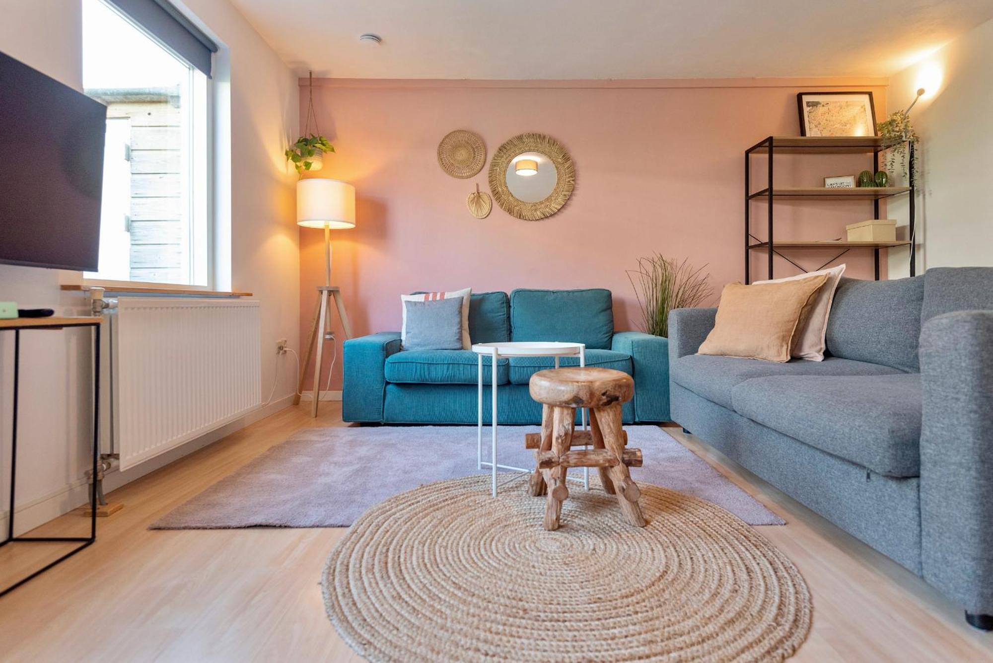 Spacious Family Apartment *